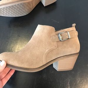 NEW SONOMA ANKLE BOOTS